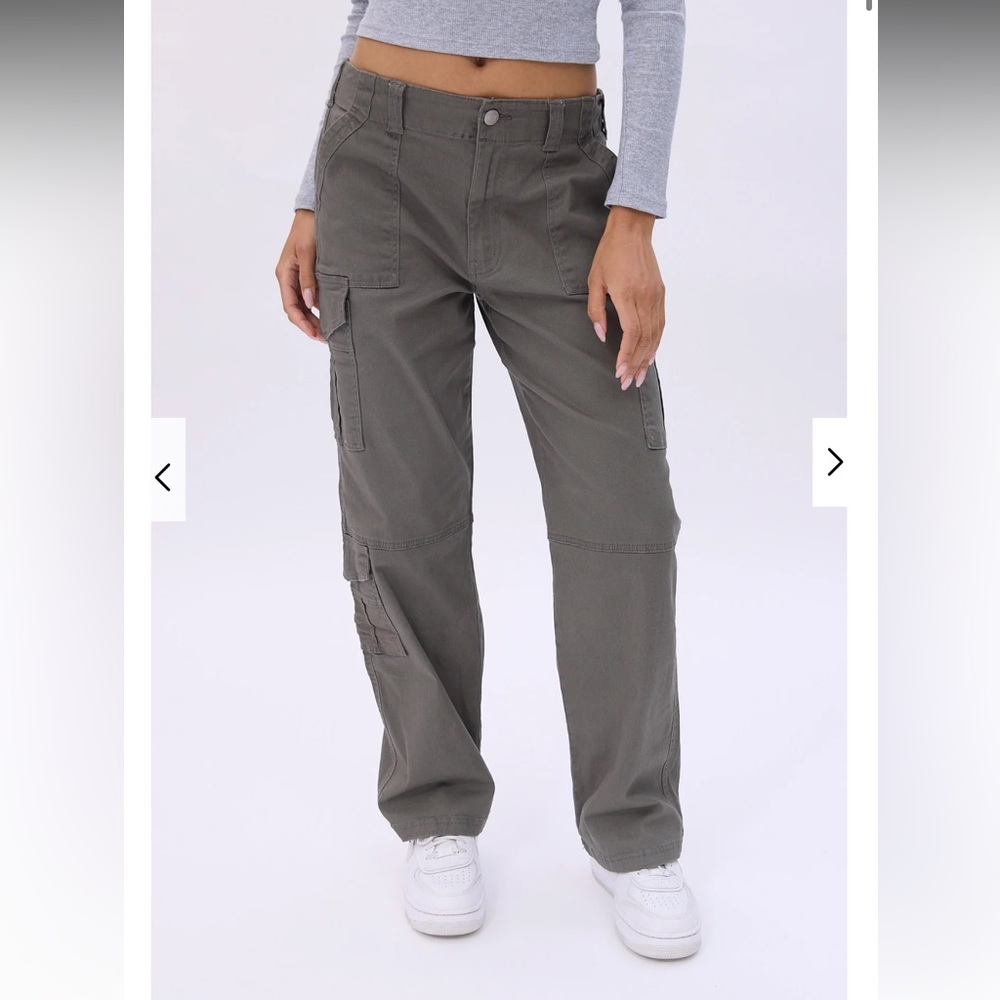 Bluenotes Olive Green Wide-Leg Cargo Pants NWT